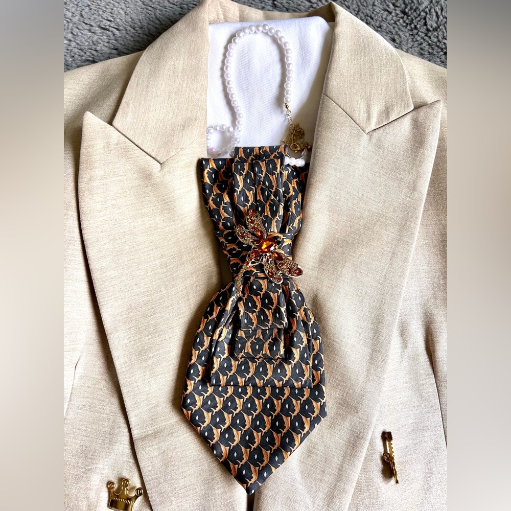 Silk tie necklace with dragonfly brooch